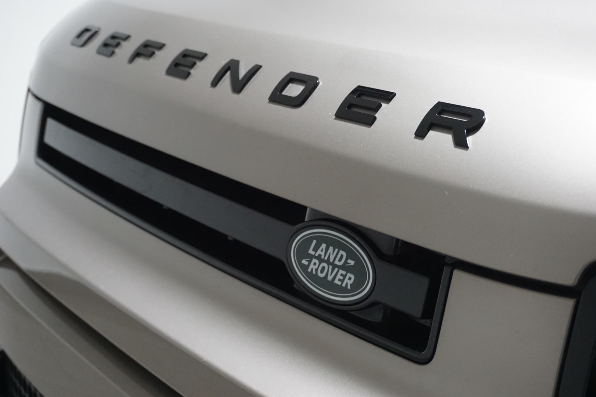 Land Rover Defender 110 3.0 D250 MHEV X-Dynamic HSE Auto 4WD Euro 6 (s/s) 5dr
